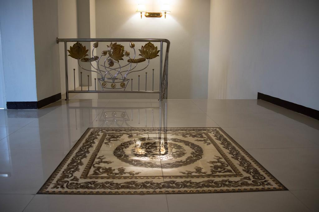 Hotel Sn Court Chiang Mai Zewnętrze zdjęcie