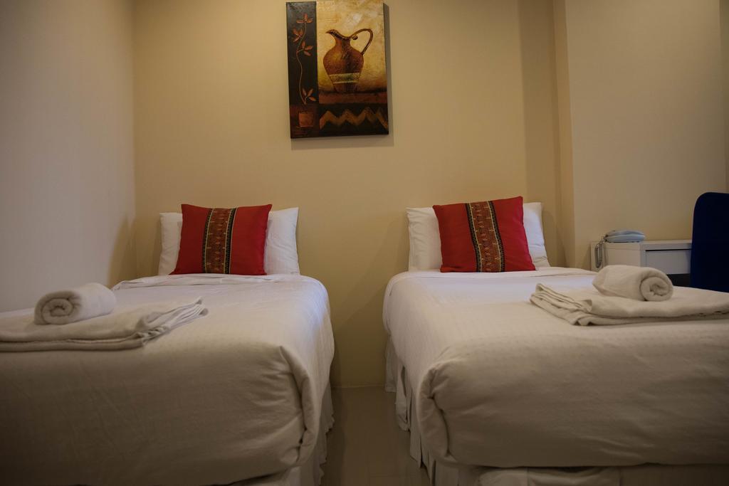 Hotel Sn Court Chiang Mai Zewnętrze zdjęcie