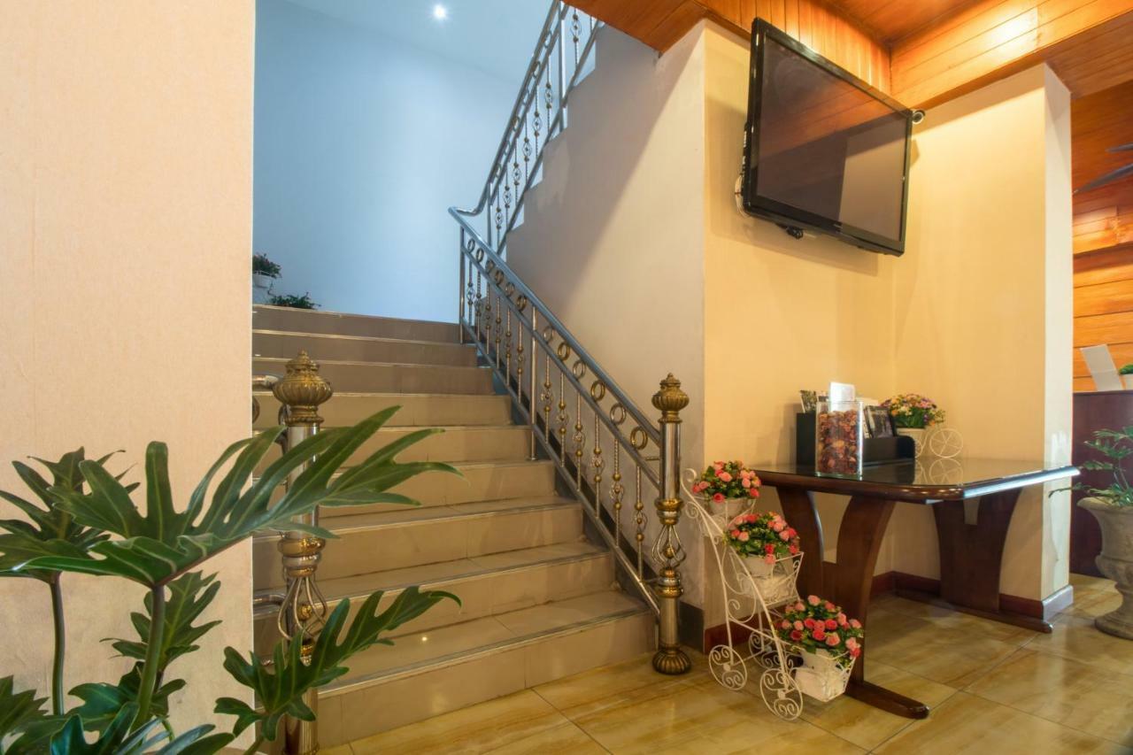 Hotel Sn Court Chiang Mai Zewnętrze zdjęcie