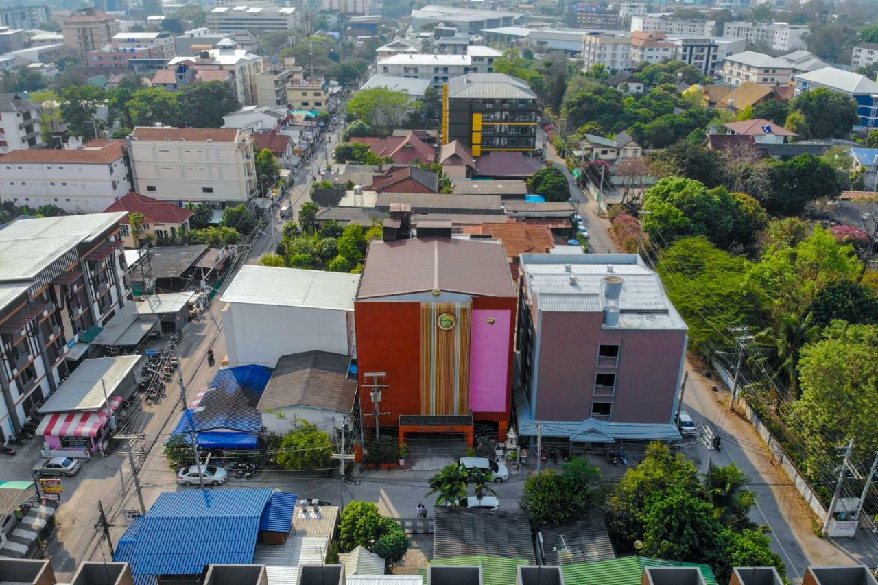 Hotel Sn Court Chiang Mai Zewnętrze zdjęcie
